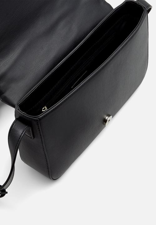 Call It Spring - Crisscross - black