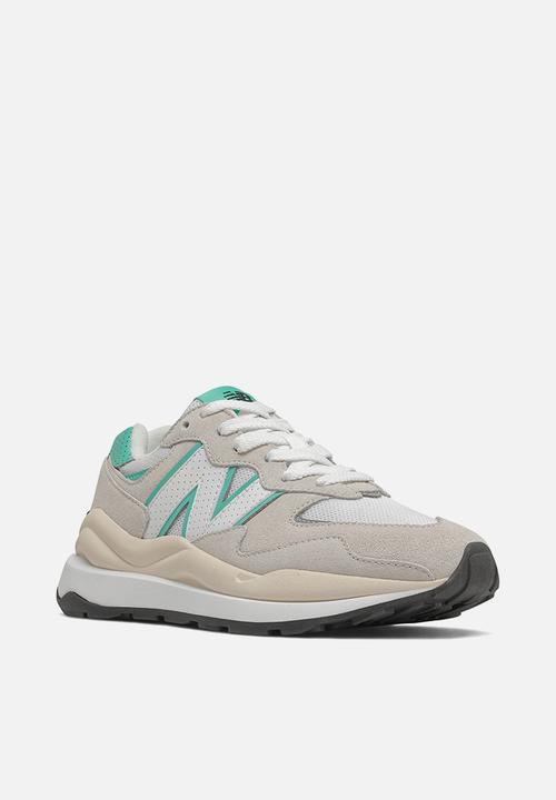 New Balance  - 57/40 v1 - garnet