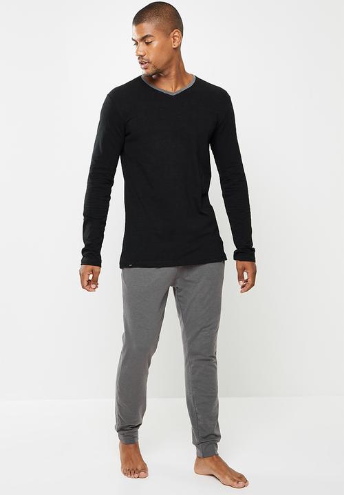 Superbalist - Slim fit stretch knit long sleeve sleep set - black & grey