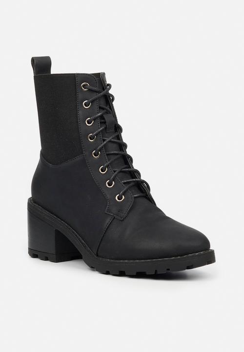 Butterfly Feet - Kylah 1 lace up ankle boot - black