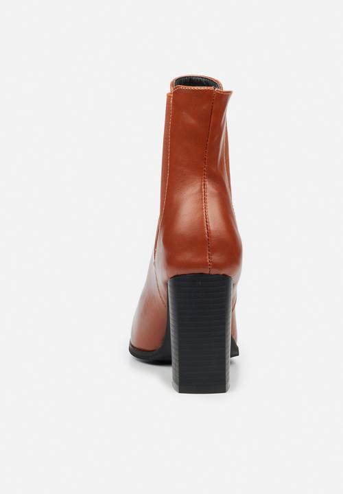 Butterfly Feet - Morgan 1 chelsea boot - tan