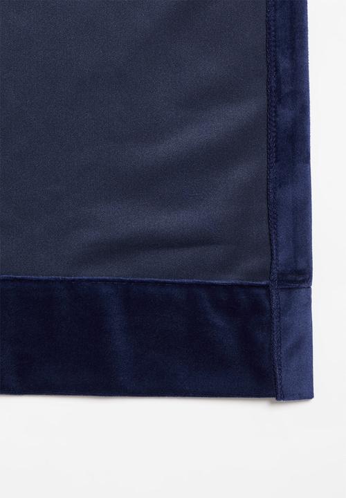Sixth Floor - Velvet eyelet curtain 2 pack - navy blue