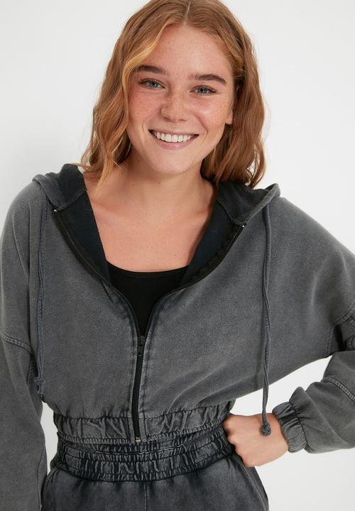 Trendyol - Hooded washed crop thin knitted sweatshirt - grey