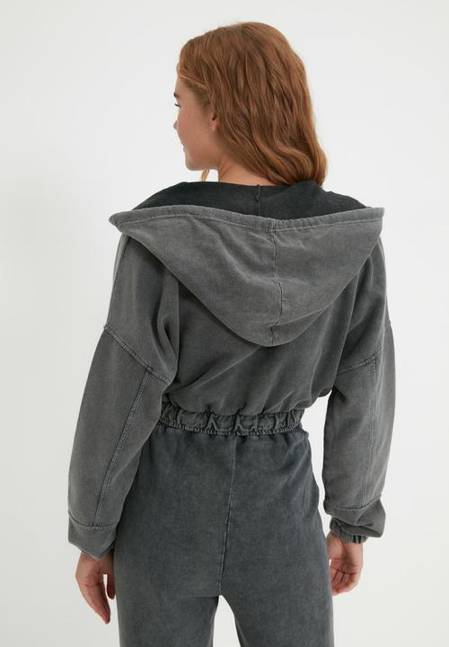 Trendyol - Hooded washed crop thin knitted sweatshirt - grey