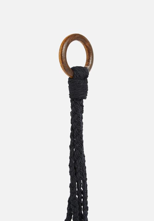 Macrame & Co - Neith macrame hanging planter - black