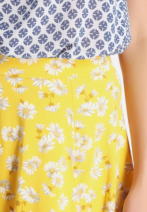 New Look - 70's Jersey Ditsy Skater Skirt