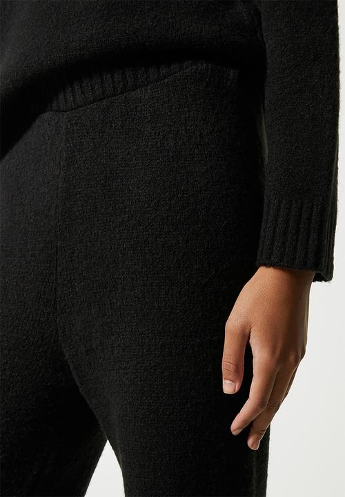 Superbalist - Soft funnel neck - black