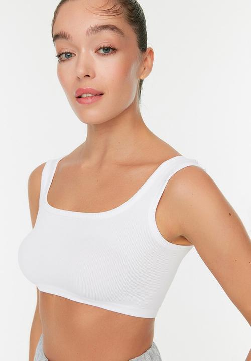 Trendyol - Seamless ribbed sports bra  - white