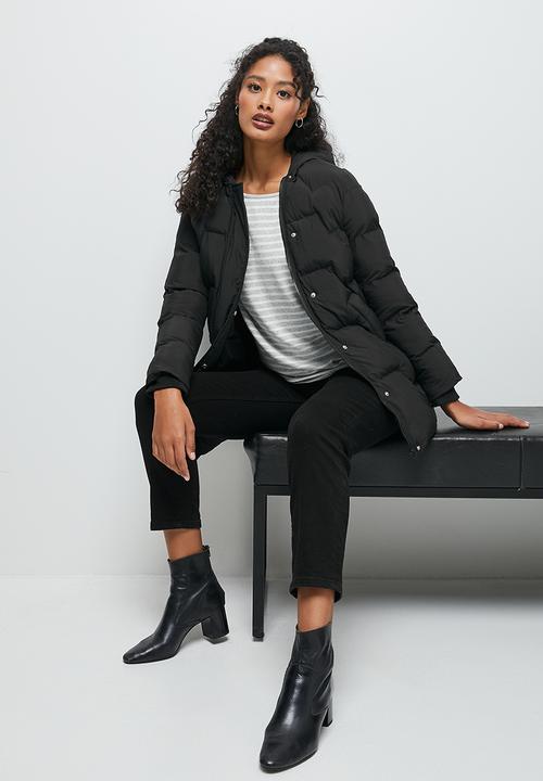 edit - Quilted hooded puffer jacket - black