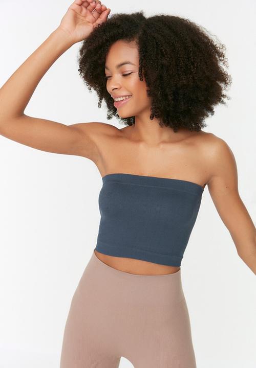 Trendyol - Seamless ribbed sports bra - navy