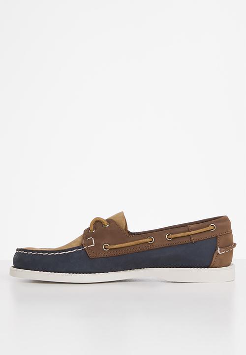 Sebago - Portland archive - navy & tan