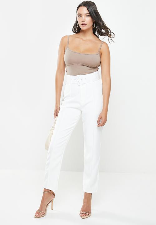 Missguided - Tailored belted cigarette trousers - white