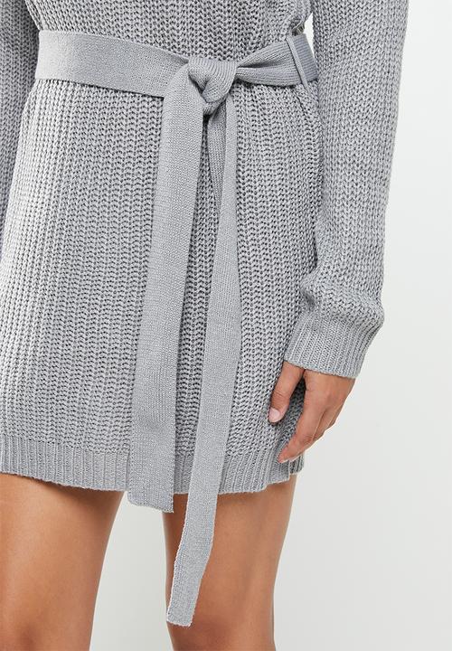Missguided - Recycled high neck basic dress with belt - grey