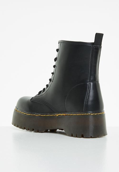 Superbalist - Coven lace up boot - black