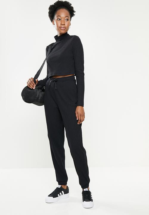 adidas Originals - Cropped rib long sleeve trefoil tee - black