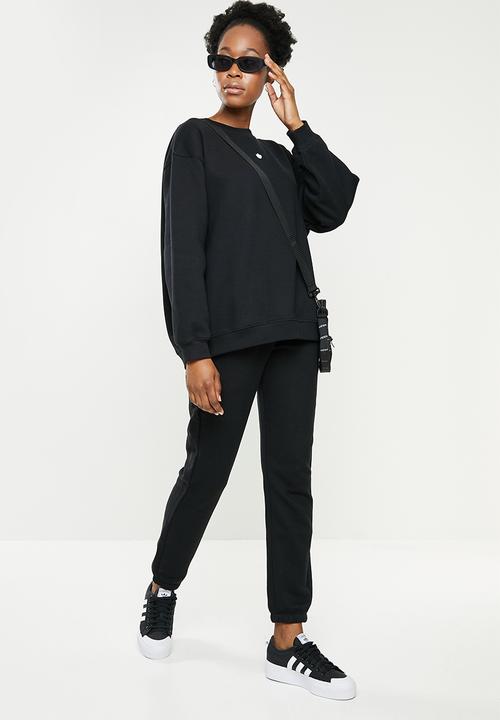 adidas Originals - Essential long sleeve sweat top - black