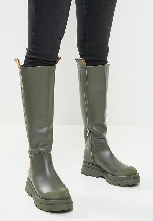 Footwork - Devvi pull on knee boot - olive