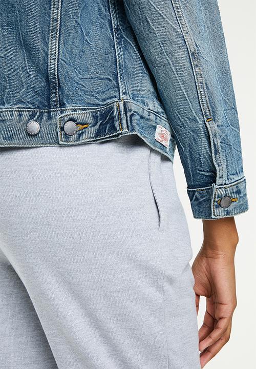 Superdry. - Boyfriend trucker jacket - blondey indigo vintage