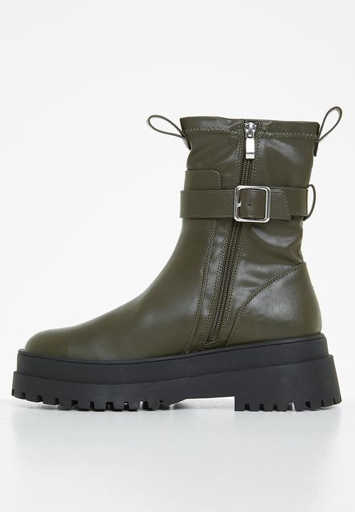 Public Desire - Thought wide fit chunky sole ankle boot - khaki