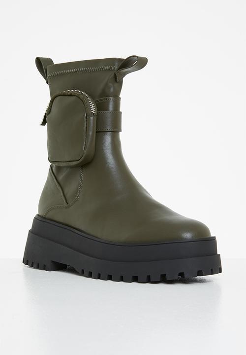 Public Desire - Thought wide fit chunky sole ankle boot - khaki