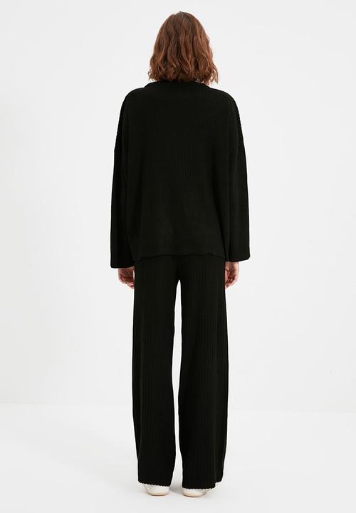Trendyol - Loungewear set - black.