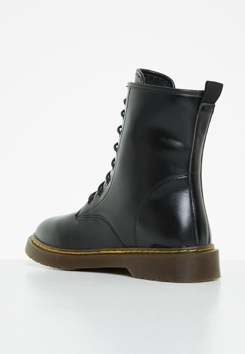 Rock & Co - Krush 1 lace up ankle boot - black