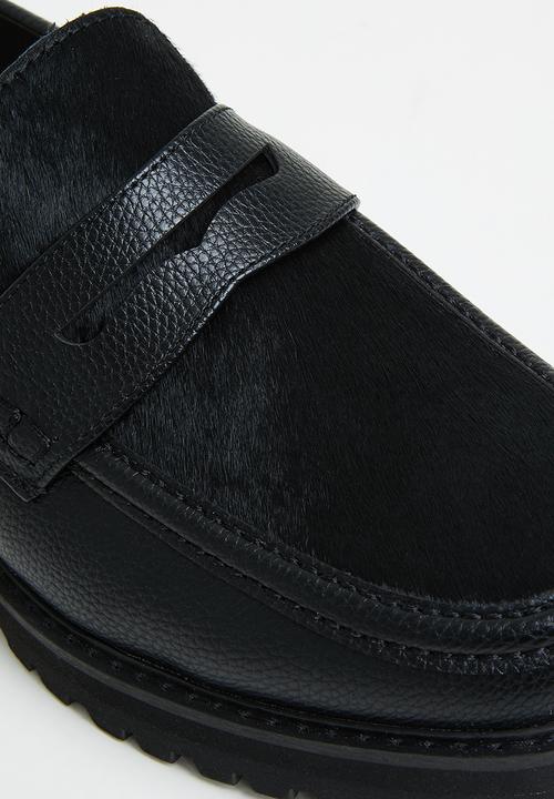 Jonathan D - J penny moc pony - black pony