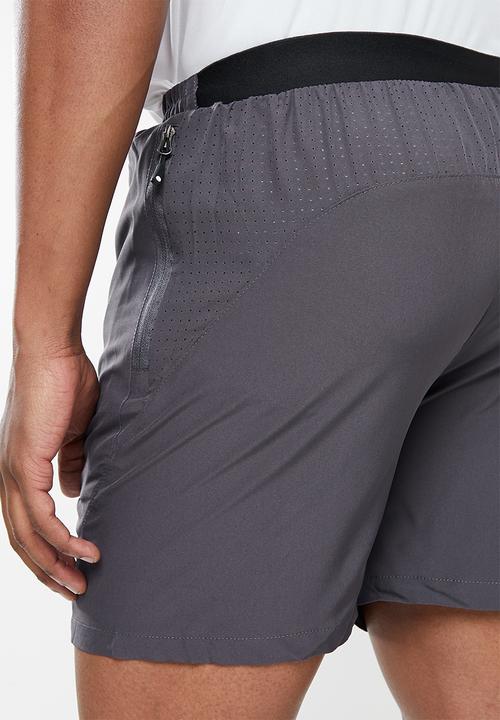 Hi-Tec - Spike short - grey