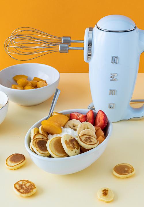 smeg - Hand mixer - pastel blue