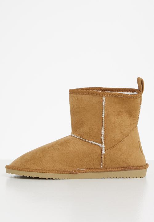Cotton On - Body home boot - maple syrup