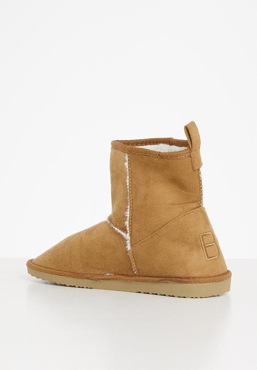 Cotton On - Body home boot - maple syrup
