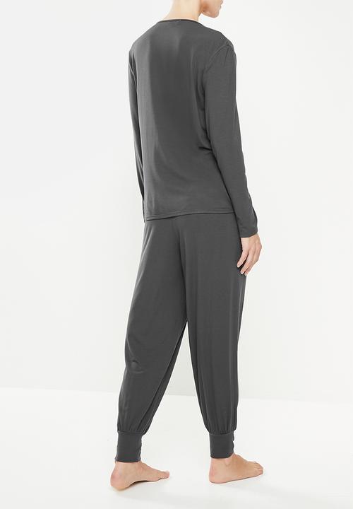 Superbalist - Maternity nursing jogger sleepset - ebony