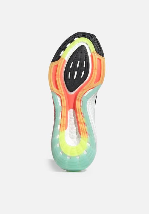 adidas Performance - Ultraboost 22 - core black/turbo/mint rush