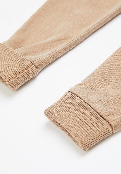 Cotton On - Bundle spencer sweater and bailey trackpant - taupy brown