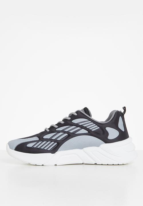 UrbanArt - Falke 1 mesh - grey