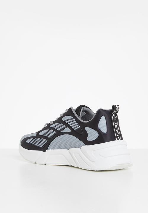 UrbanArt - Falke 1 mesh - grey