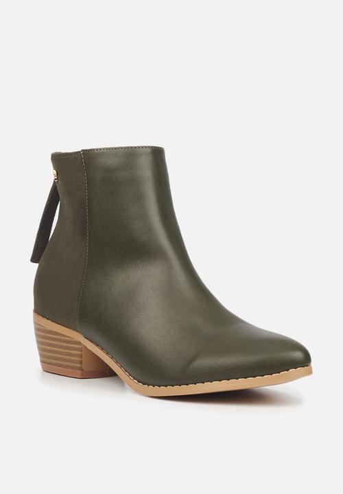 Butterfly Feet - Saddle 1 ankle boot - olive
