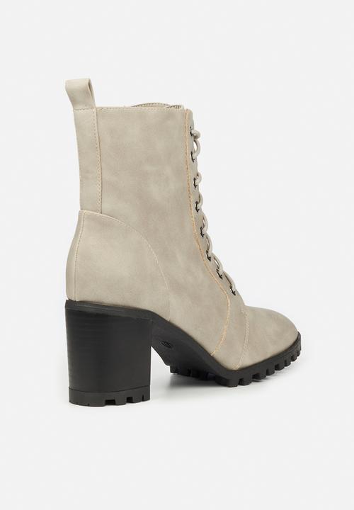 Butterfly Feet - Tallie lace up ankle boot - grey