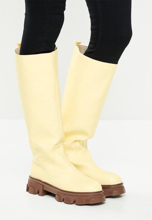 Public Desire - Elena chunky rain boot - butter