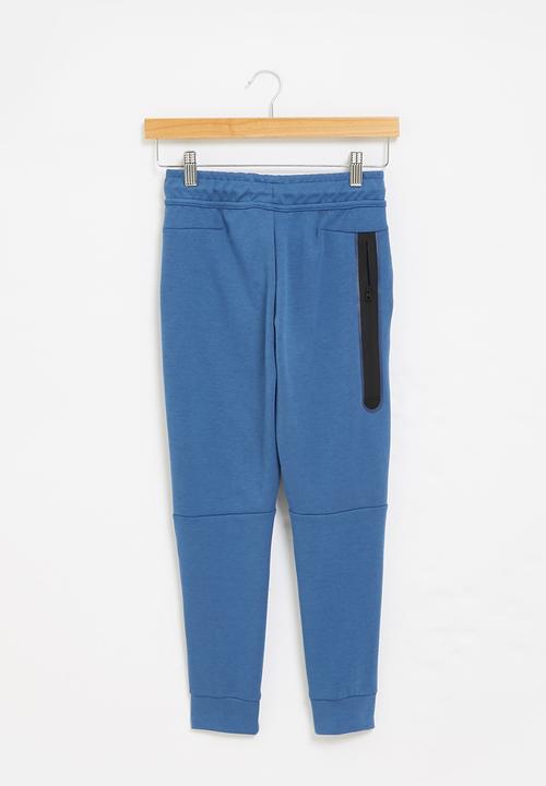 Nike - B nsw tch flc pant - dk marina blue & light bone