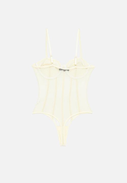 Missguided - Fishnet lingerie bodysuit - cream