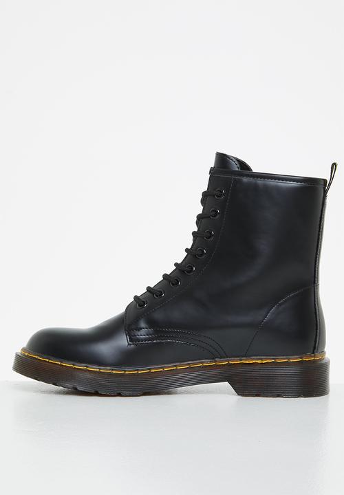 Plum - Lavigne lace-up boot - black