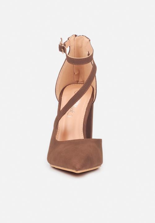 Miss Black - Criss2 ankle strap heel - chocolate