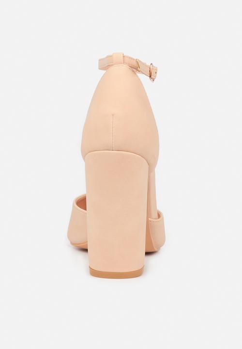 Miss Black - Criss3 ankle strap heel - neutral