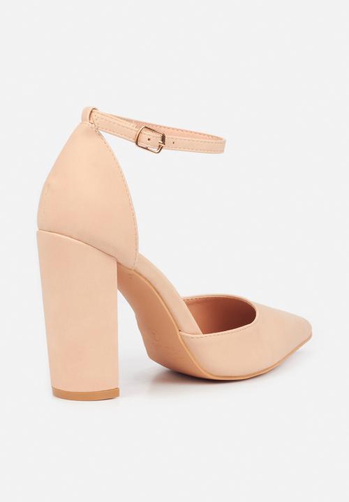 Miss Black - Criss3 ankle strap heel - neutral