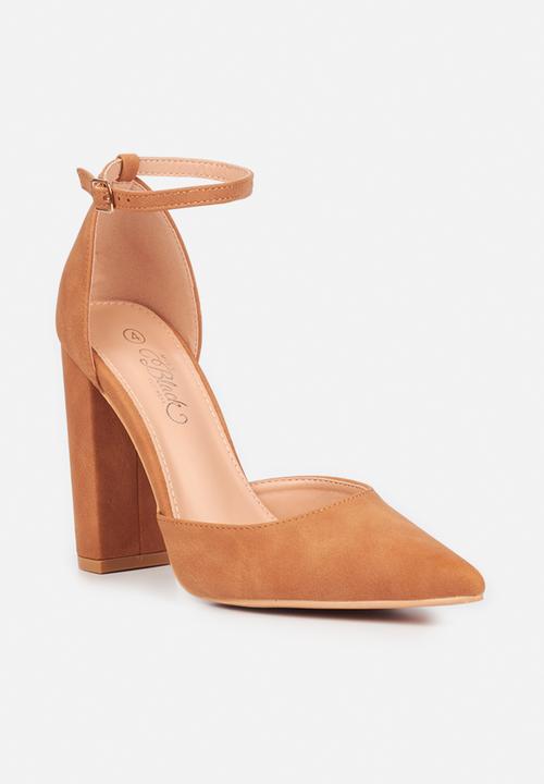 Miss Black - Criss3 ankle strap heel - tan