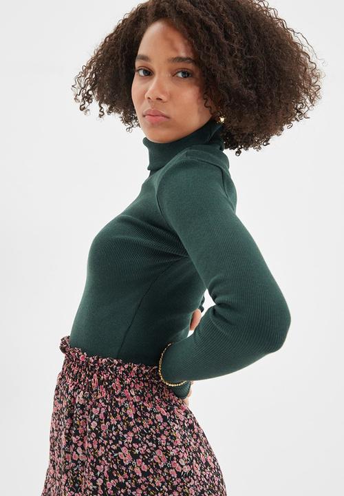 Trendyol - Turtleneck finger detail knit top - emerald 