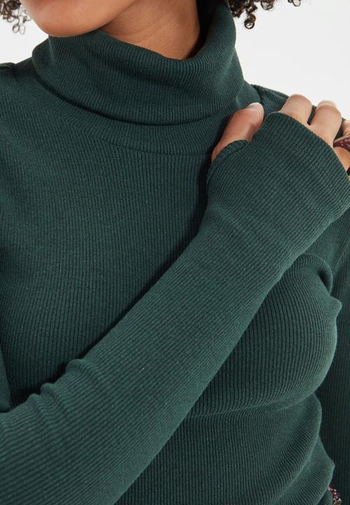 Trendyol - Turtleneck finger detail knit top - emerald 