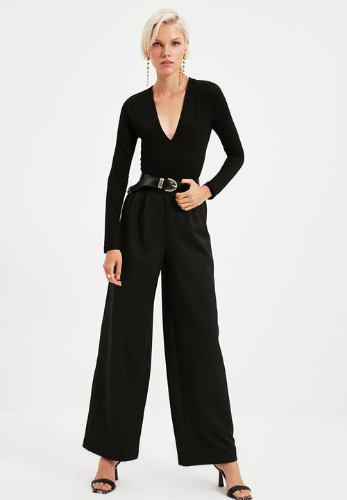 Trendyol - Deep v neck bodysuit - black