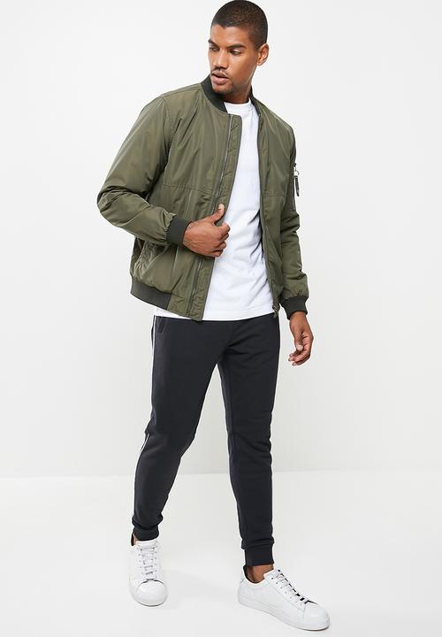 Lyle & Scott - Sweatpant with contrast piping -Black